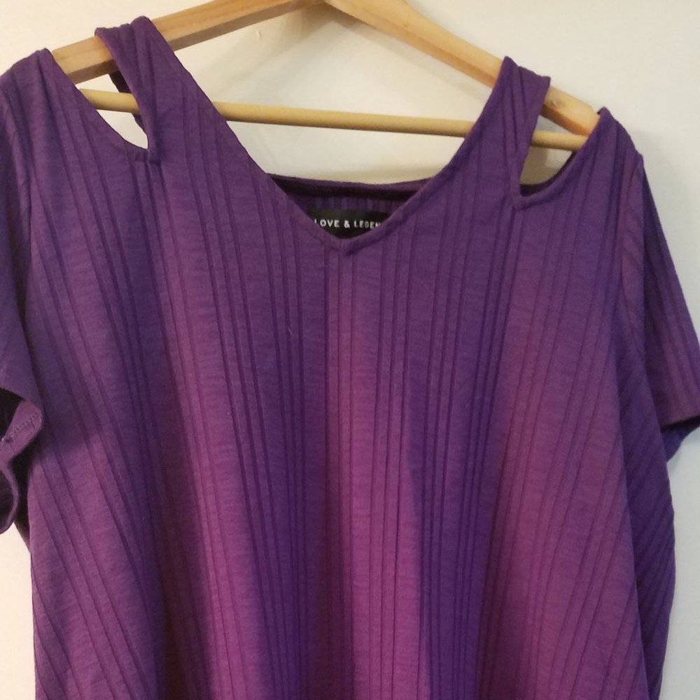 Unique sleeve purple tshirt